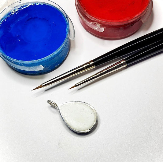 How to Enamel Jewelry: A Step-by-Step Guide to Enamel Painting with Contemporary Techniques