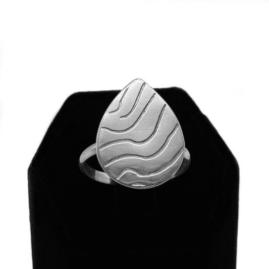 Teardrop Wave Ring